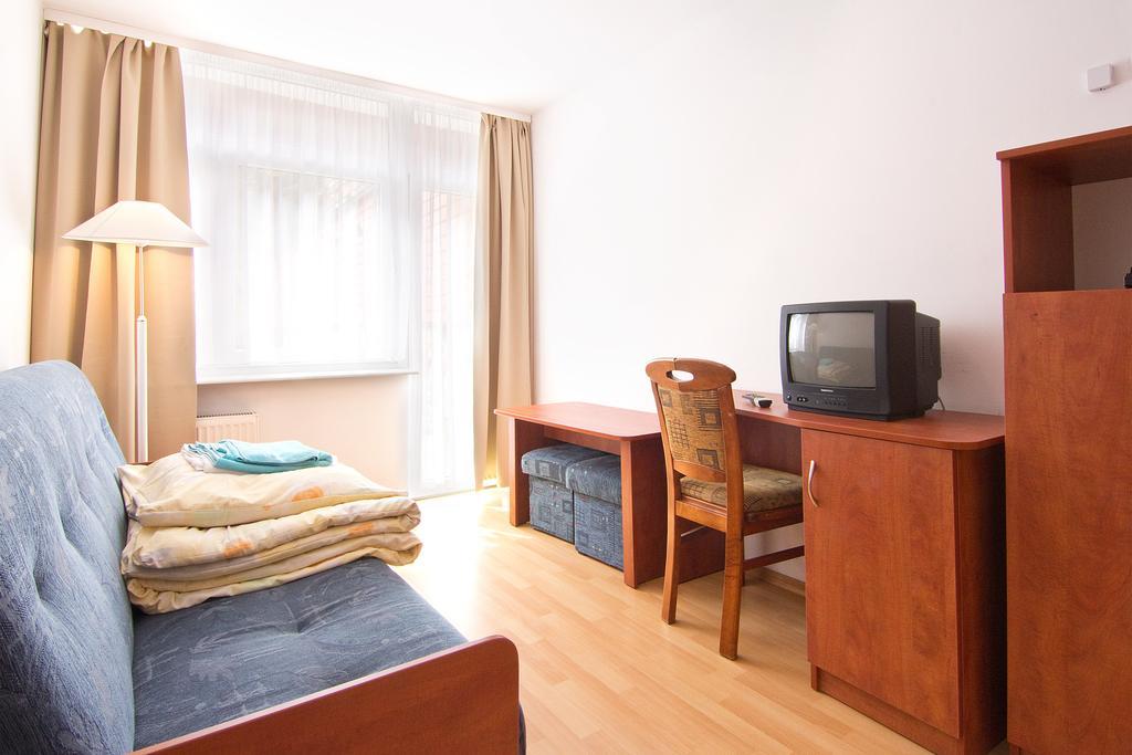 Centrum Wypoczynkowe Wiezyca Somonino Kamer foto